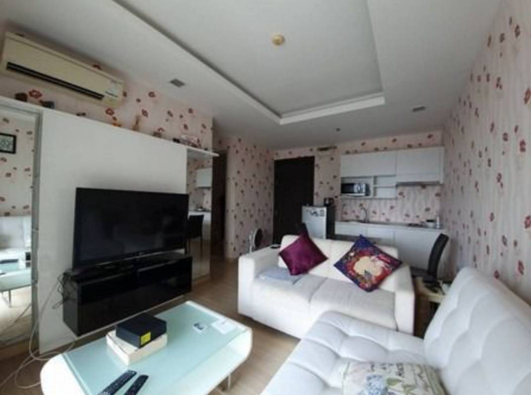 ขายคอนโด - คอนโดทรูทองหล่อห้องหัวมุมเครื่องใช้ไฟฟ้าครบพร้อมอยู่ห้วยขวางกทม.