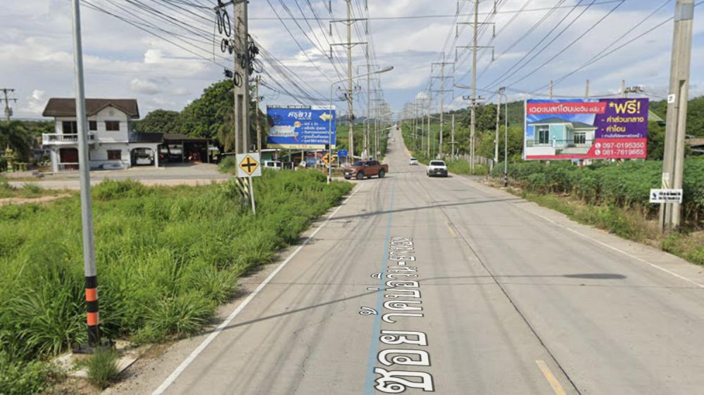 ขายที่ดิน - ขายที่ดินติดถนนวัดบ่อวิน-ยางเอน ต.บ่อวิน อ.ศรีราชา จ.ชลบุรี 12 ไร่ ติดถนน 2 ด้าน มีวิวเขา