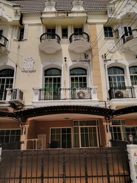 ให้เช่าทาวน์เฮาส์ - ให้เช่าทาวน์เฮ้าส์ หมู่บ้านเดอะเมทโทรพระราม9เพอร์เฟคมาสเตอร์พลีส