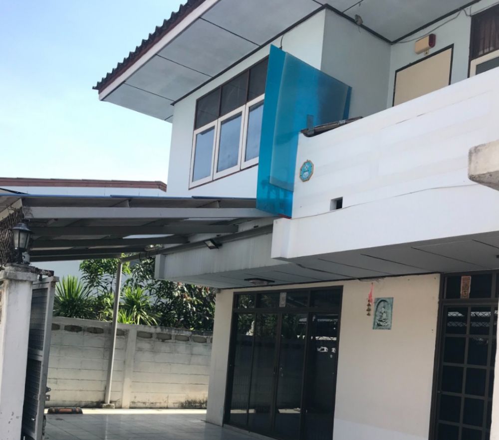 ให้เช่าบ้าน - ให้เช่าหรือขายบ้านเดี่ยว 39 ตรว แบ่ริ่งซอย 4 ราคาเช่า 15000 พร้อมอยู่ 15 ธันวาคม 2566