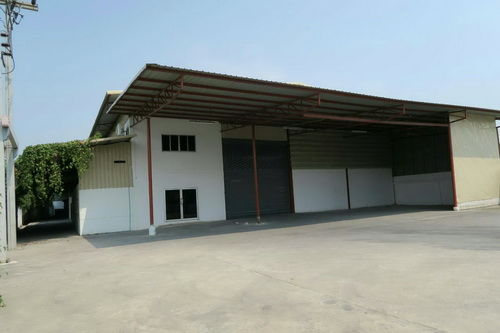 ให้เช่าโรงงาน / โกดัง - โกดังให่เช่า โรงงานให้เช่า พร้อมสำนักงาน พื้นที่ 1 ไร่ สามโคก ปทุมธานี ติดต่อ คุณน้อง