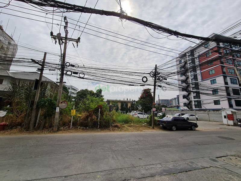 ขายที่ดิน - ที่ดินถมแล้ว 206 ตร.ว. ใกล้รถไฟฟ้าสายหยุด จากถนนใหญ่ 200 ม พื้นที่่สีส้ม