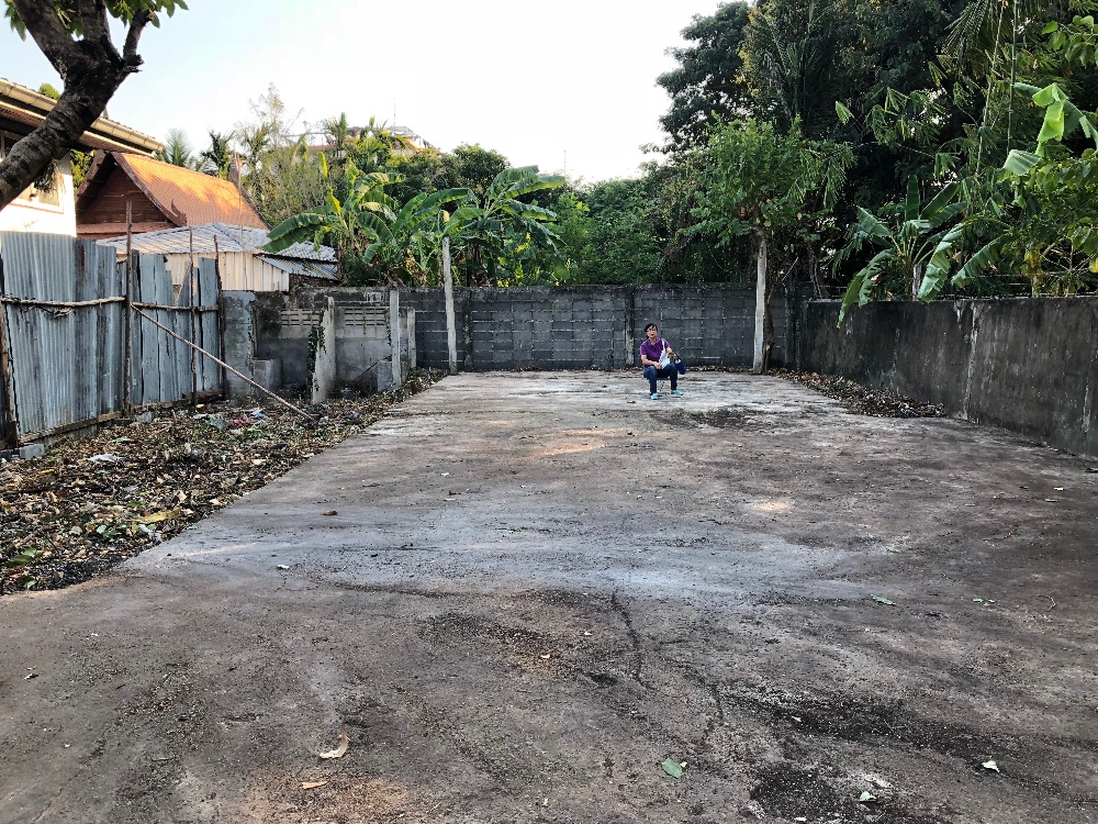 ขายที่ดิน - ขายที่ดินเปล่า เนื่อที่ 53 ตรว เสนานิคม ซอย 17 ลาดพร้าว