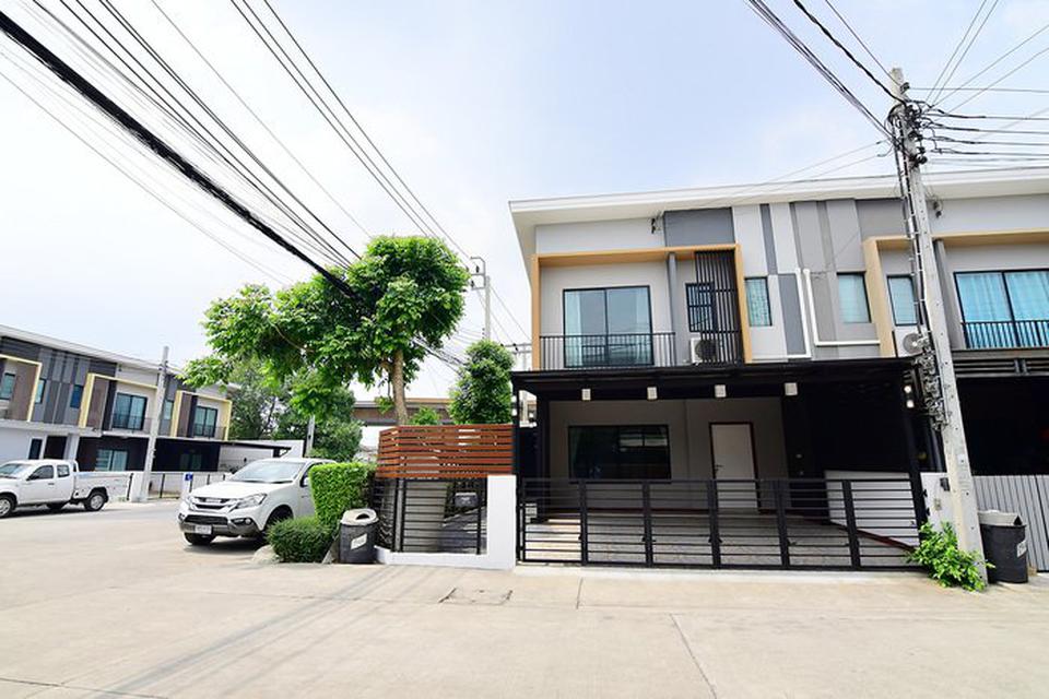 ขายทาวน์เฮาส์ - ขายบ้าน ทาวน์โฮม เดอะคอนเนค 37 หลักสี่-ดอนเมือง หลังมุม 30.2 ตร.ว.