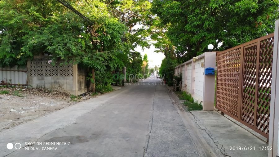 ขายบ้าน - ขายที่ดิน 60 ตรว.ถนนลาดพร้าวใกล้สถานีรถไฟฟ้าขายที่ดิน 60 ตรว.ถนนลาดพร้าวใกล้สถานีรถไฟฟ้า