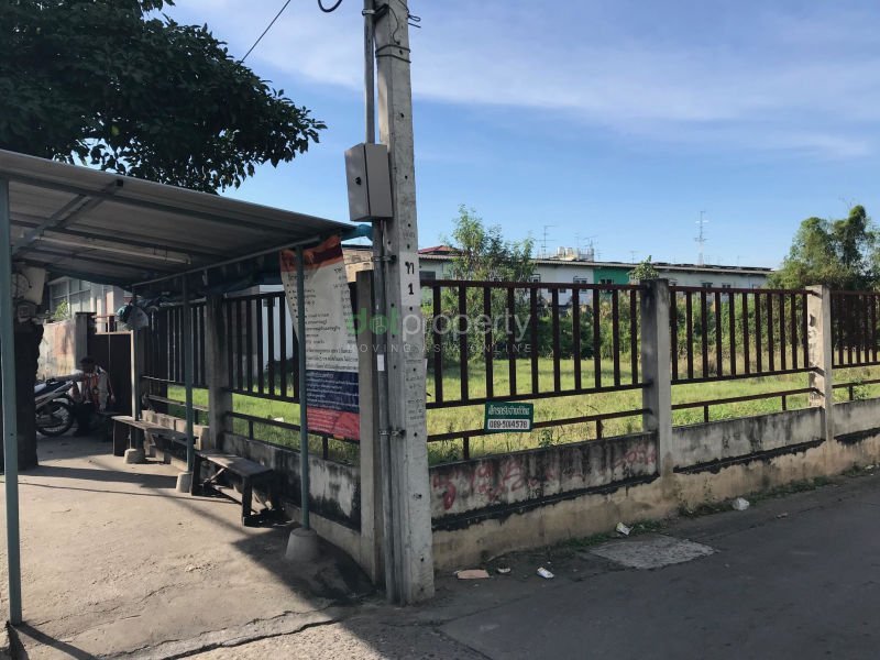 ขายที่ดิน - ขายที่ดินติดถนนเพชรเกษม ปากซอยเพชรเกษม 92/3 ใกล้เดอะ มอลล์บางแค และแนวรถไฟฟ้าสีน้ำเงิน