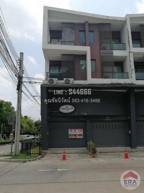 ขายทาวน์เฮาส์ - ขายอาคารพาณิชย์ 3 ชั้นครึ่ง 24 ตรว. หมู่บ้าน B-AVENUE แสนสิริ ถนนสุขาภิบาล5 ใกล้ทางด่วนรามอินทรา-อาจณรงค์ ตกแต่งสวย พร้อมอยู่
