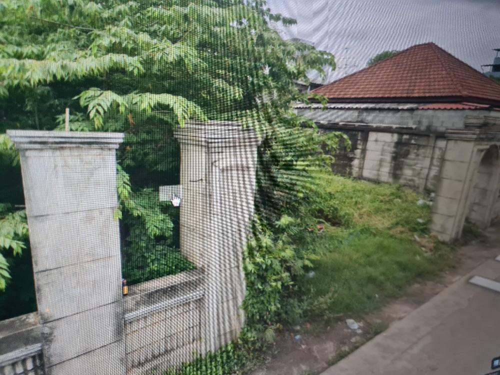 ให้เช่าที่ดิน - ให้ช่าที่ดินถนนเพชรเกษม 69ซอยบางบอน 5เข้าซอย 150เมตร ขนาดที่ดิน 712 ตรว. มีรั้วรอบ ใกล้ -ตลาดบางแคภิรมณ์ -โรงเรียนก