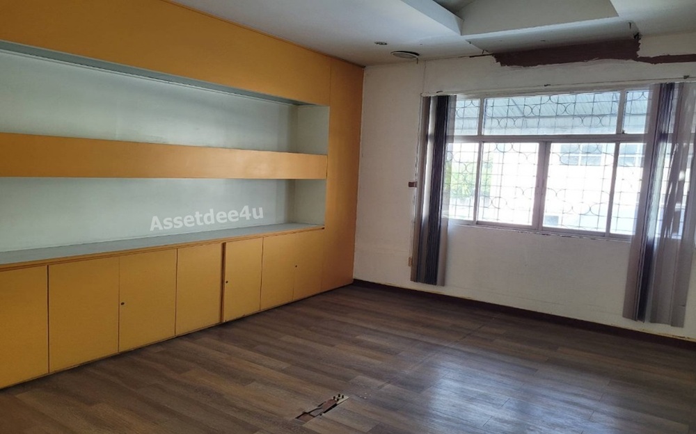 ให้เช่าโรงงาน / โกดัง - ให้เช่าโกดัง 1,200 ตร.ม. ซอยอุดมสุข 37 ใกล้ทางด่วน