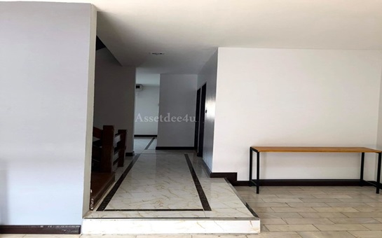 ให้เช่าทาวน์เฮาส์ - ให้เช่าทาวน์โฮม 3 ชั้น ปรับปรุงใหม่ ม.วอร์เรน แมนชั่น2 ย่านจตุจักร เฟอร์ครบ