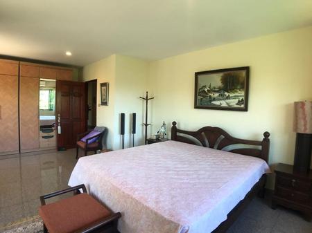 ขายบ้าน - ขายบ้านหรู ใกล้เมืองพัทยา เนื้อที่ 1 ไร่ 2 งาน 21 ล้านบาท