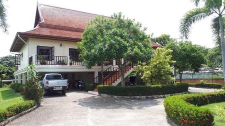 ขายบ้าน - ขาย บ้าน ห้วยใหญ่ ชลบุรี 589 ตร.วา ราคา 15.9 ล้านบาท