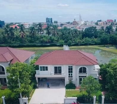 ขายบ้าน - ราคาถูกมาก ขาย บ้าน Casa Legend Ratchapruk-Pinklao 5 นอน 23 ล้าน