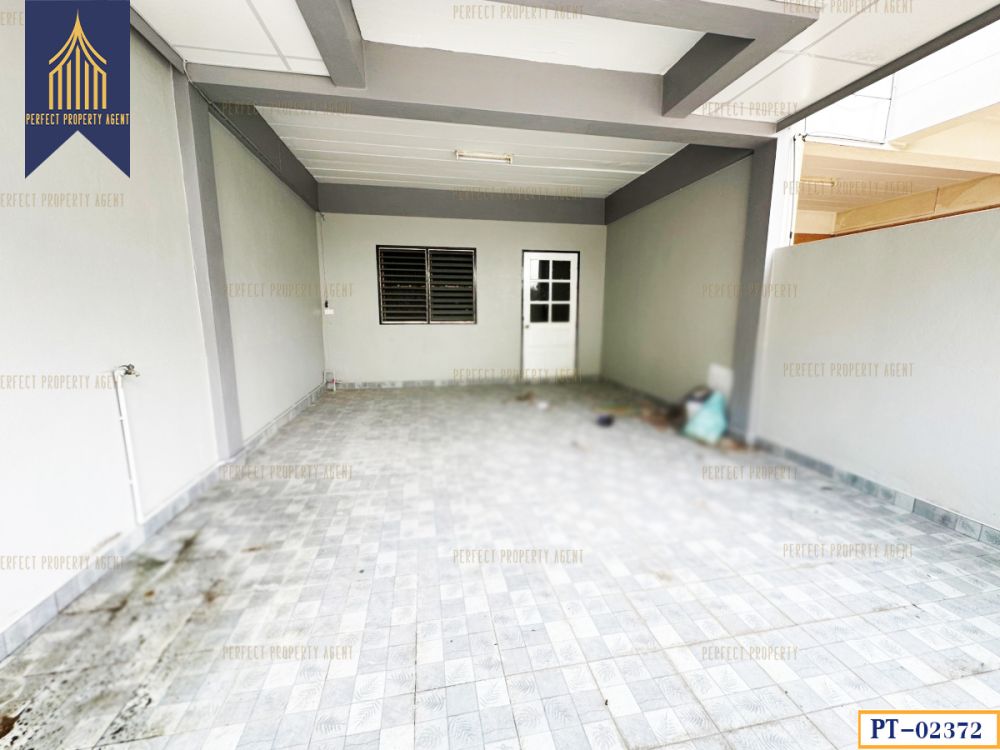 ขายทาวน์เฮาส์ - ทาวน์เฮ้าส์ พร้อมอยู่ อุบลศรี แพรกษา ใกล้ตลาด เพชรอารี พร้อมอยู่