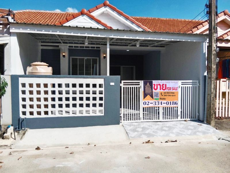 ขายทาวน์เฮาส์ - ทาวน์เฮ้าส์ เจษฎา 9 ลาดสวาย คลอง 4 ลำลูกกา ปทุมธานี