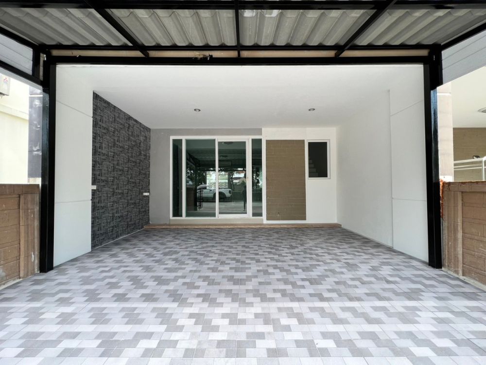 ขายทาวน์เฮาส์ - ขายทาวน์โฮม กัสโต้แกรนด์ รามคำแหง-ซ.มิสทีน แต่งสวยพร้อมอยู่ ห้องมุม แปลงหน้าสวน