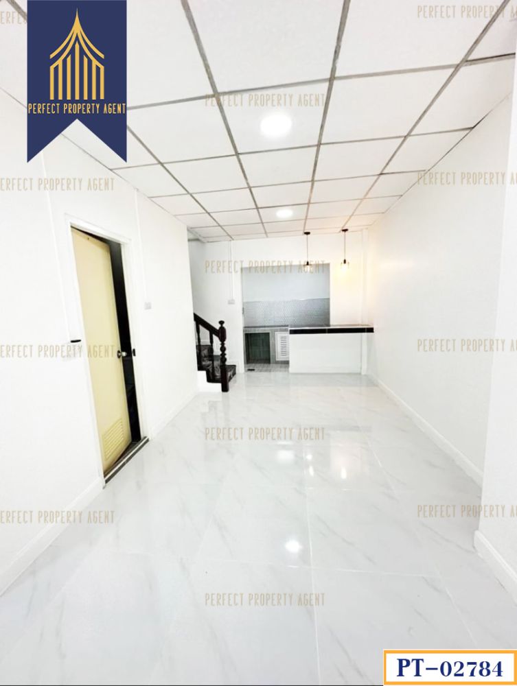 ขายทาวน์เฮาส์ - ทาวน์เฮ้าส์ ลภาวัล 3 เสาธงหิน บางใหญ่ นนทบุรี รีโนเวทใหม่พร้อมอยู่