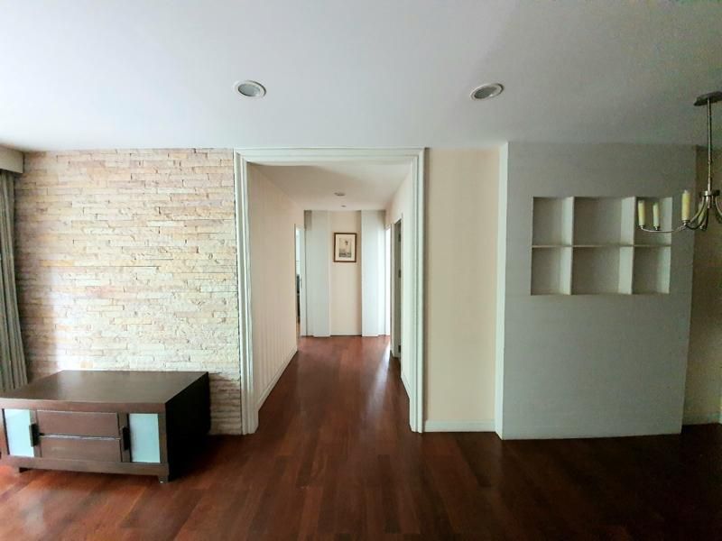 ขายคอนโด - เกินคุ้ม บ้าน สิริ สาทร ห้องกว้าง 82 ตร.ม 2 ห้องนอน