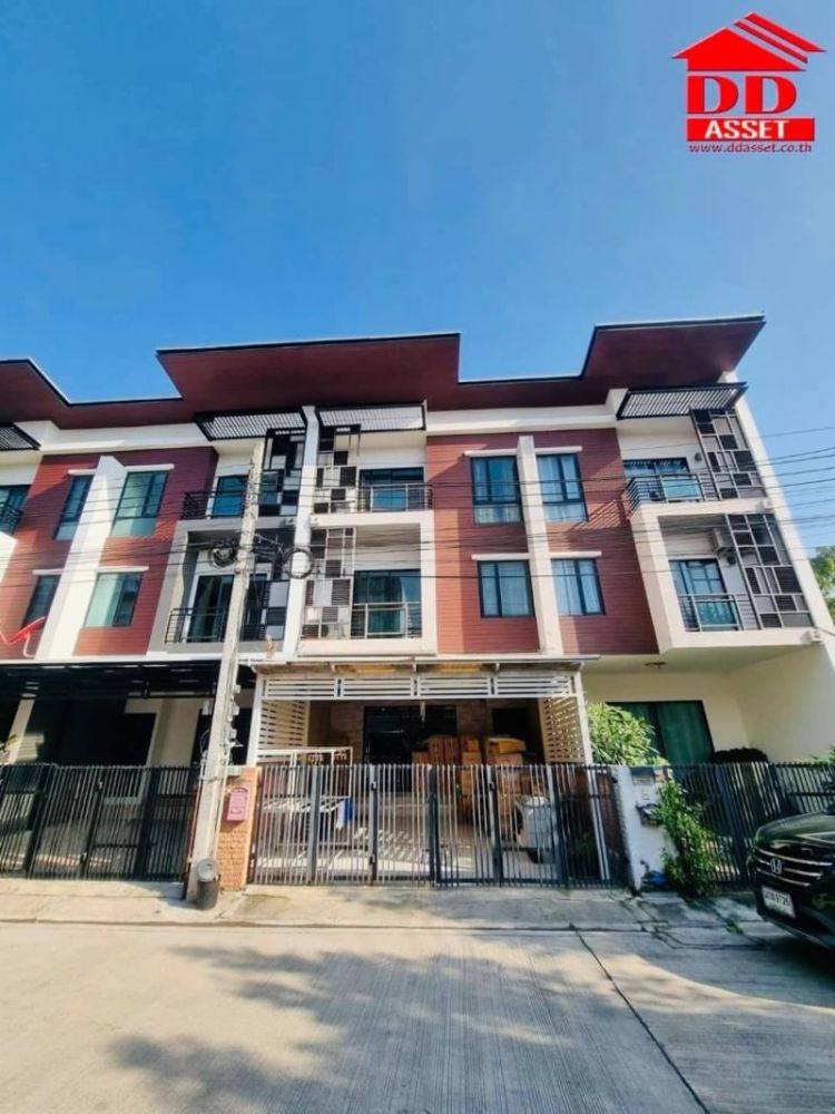 ขายทาวน์เฮาส์ - ขายทาวน์โฮม 3 ชั้น ไอฟีล บางนาใกล้เมกะบางนา ติดถนนเลียบวงแหวนกาญจนาตะวันออก