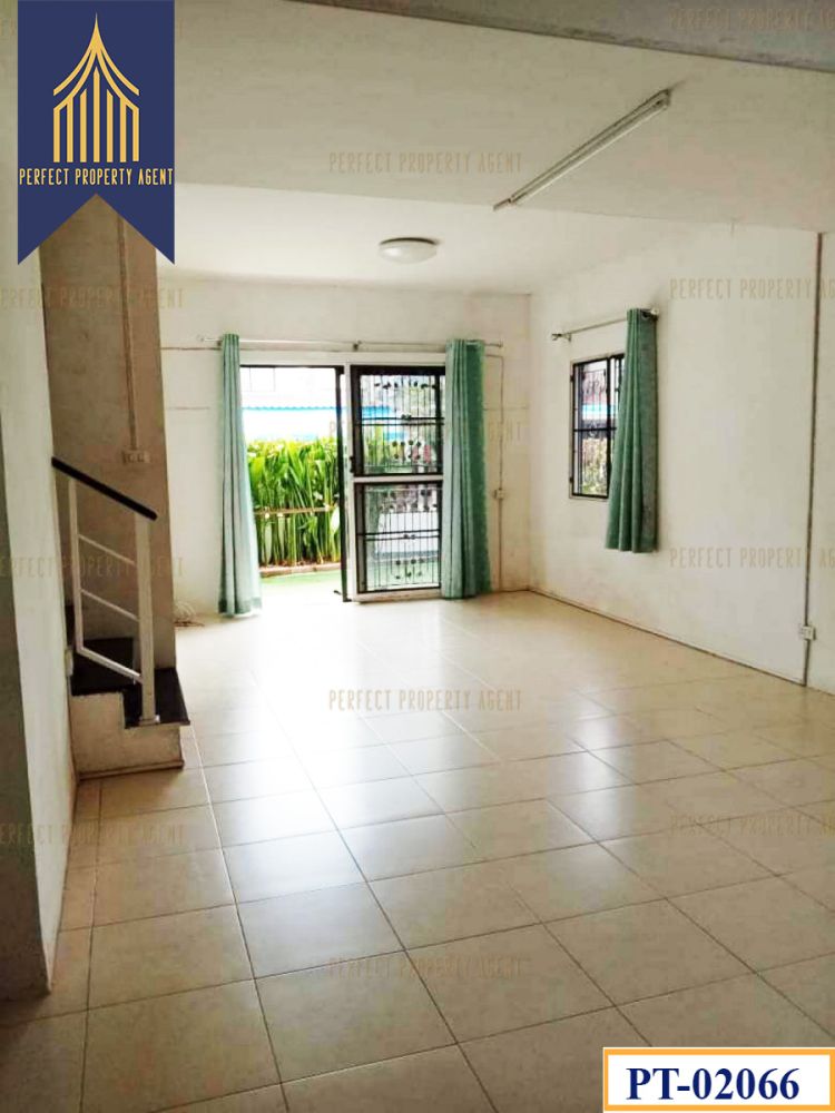 ขายทาวน์เฮาส์ - ทาวน์เฮ้าส์ พฤกษา 40 เลียบคลองสาม คลองหลวง ปทุมธานี หลังมุม