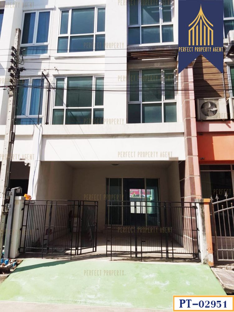 ขายทาวน์เฮาส์ - โฮม ออฟฟิศ 4 ชั้น RK Office Park สภาพใหม่มาก ไม่เคยใช้งาน ลาดกระบัง