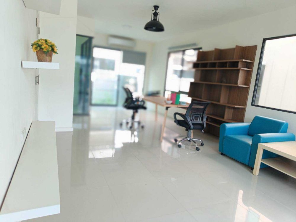 ขายทาวน์เฮาส์ - ขายทาวน์เฮ้าส์ 3 ชั้น 27.60 ตรว. 170 ตรม. 3 ห้องนอน ทาวน์ อเวนิว เมิร์จ รัตนาธิเบศร์ บางรักใหญ่ บางบัวทอง นนทบุรี