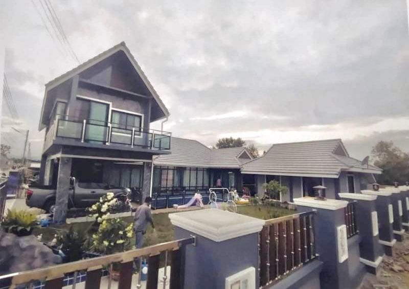 ขายบ้าน - ขายบ้านพลูวิวล่าอำเภอเมืองเชียงใหม่ เนื้อที่ 200 ตร.ว. มีบ้าน 3 หลัง ราคา 9 ล้าน