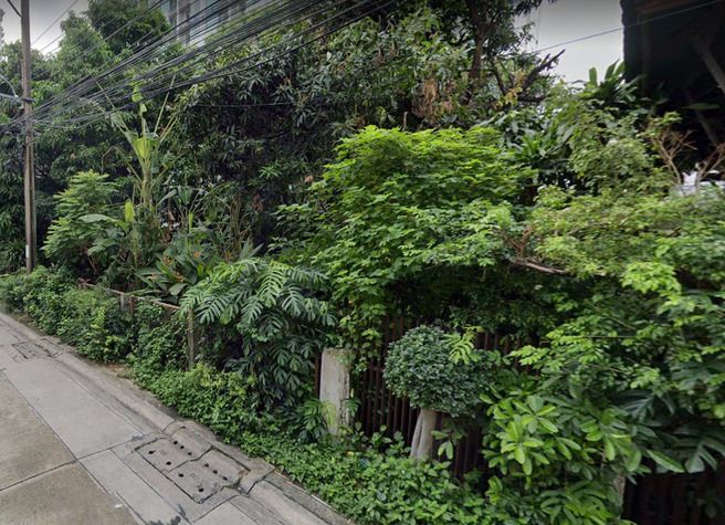 ขายที่ดิน - ขายบ้านพร้อมที่ดิน ซอยทองหล่อ ใกล้ศูนย์การค้าเจ อเวนิว ทองหล่อ พร้อมโอน!