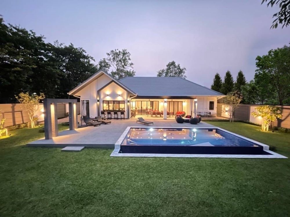 ขายบ้าน - พูลวิลล่าชั้นเดียว ในโครงการหมู่บ้านวังตาล บ้านพักสวนส่วนตัวขนาดใหญ่พร้อมสระว่ายน้ำ (4×8 เมตร)