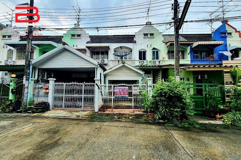 ขายทาวน์เฮาส์ - ทาวน์เฮาส์ 2 ชั้น หมู่บ้าน สุนิสา ซ.คู้บอน6 แยก 2-1 เนื้อที่ 19 ตรว. ถนนรามอินทรา เขตคันนายาว
