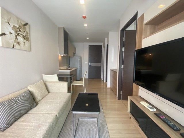 ขายคอนโด - ขาย คอนโด ริทึ่ม สาทร For sell Rhythm Sathorn ใกล้รถไฟฟ้า BTS สถานีสะพานตากสิน ประมาณ 300 เมตร