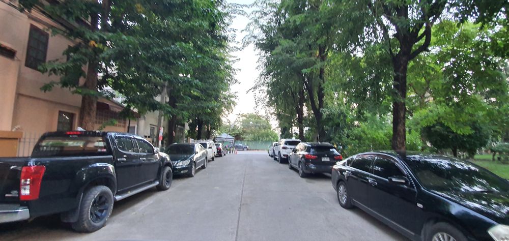 ขายทาวน์เฮาส์ - ขายทาวเฮาส์ โครงการสรานนท์ ลาดพร้าว 101 หัวมุม ด้านติดสวน