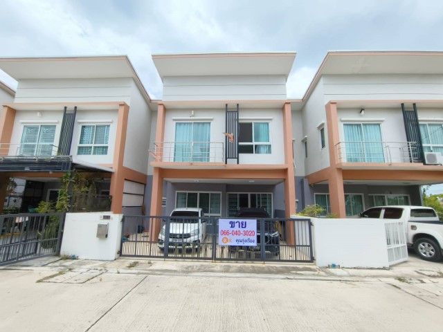 ขายทาวน์เฮาส์ - ขายทาวน์โฮมส์ 2 ชั้น หมู่บ้านอิมพีเรียล ลากูนา บางบัวทอง เนื้อที่ 28 ตร.วา 3นอน3น้ำใกล้ถ.ราชพฤกษ์ ถ.กาญจนาภิเษก เซ็นทรัลเวสต์เกตบางบัวทองตลาดสดบางใหญ่