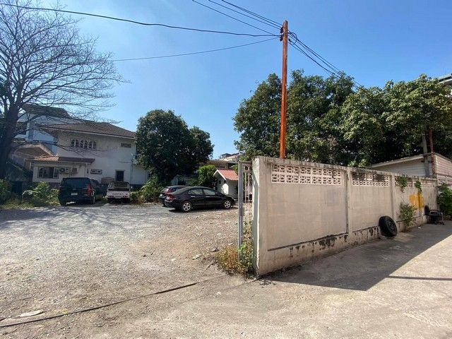 ขายที่ดิน - ขายที่ดิน พร้อมสิ่งปลูกสร้าง 396ตารางวา ทองหล่อ ซอย 25 สุขุมวิท55 ใกล้ BTSทองหล่อ