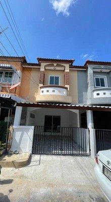 ขายทาวน์เฮาส์ - ขายบ้านด่วนทาวน์เฮ้าส์ หมู่บ้านปิยวรารมย์1 บางบัวทอง นนทบุรี