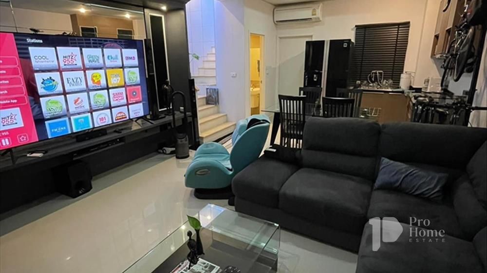 ขายทาวน์เฮาส์ - ขายบ้านทาวน์โฮม 3 ชั้น ณ The Connect Up 3 ลาดพร้าว 126 เข้าทางซอยลาดพร้าว 126 มีรถไฟฟ้าสายสีเหลือง