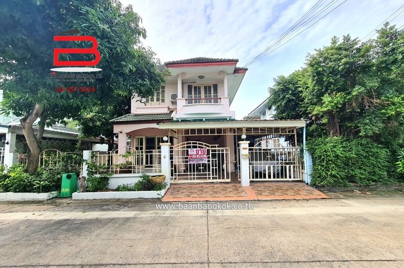 ขายบ้าน - บ้านเดี่ยว หมู่บ้าน ดิเอมเมอรัลด์ การ์เด้น 1 เนื้อที่ 50.5 ตรว. ถนนราชพฤกษ์ อ.ปากเกร็ด จ.นนทบุรี