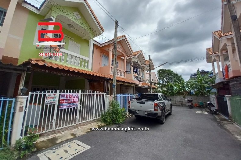 ขายทาวน์เฮาส์ - ทาวน์เฮาส์ เทศบาลพระอินทราชา ซ.30 เนื้อที่ 17 ตร.ว ถนนสุขาภิบาล 1 อ.บางปะอิน จ.อยุธยา