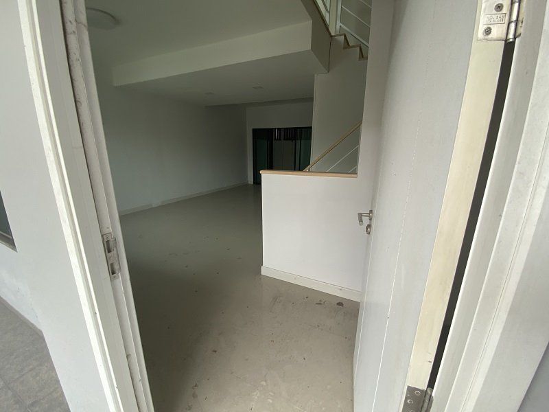 ขายทาวน์เฮาส์ - ทฮ.เดอะคอนเนค 27 สวนหลวง-อ่อนนุช ราคาต่ำกว่าตลาด