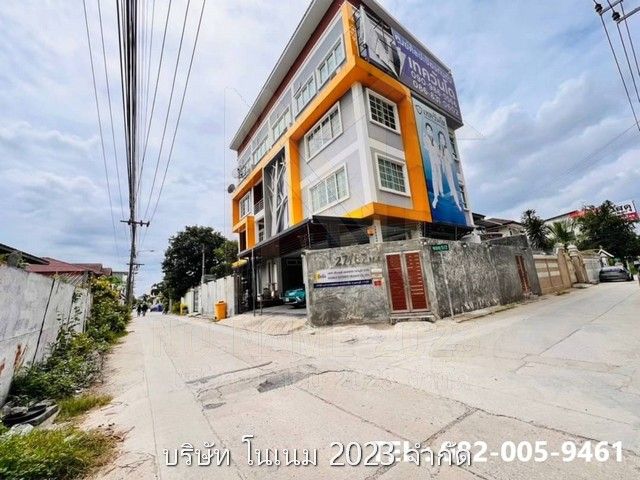 ขายทาวน์เฮาส์ - ขาย Home Office บ้านสไตล์โมเดิร์น 4 ชั้น ตำบลบางตลาด อำเภอปากเกร็ด นนทบุรี