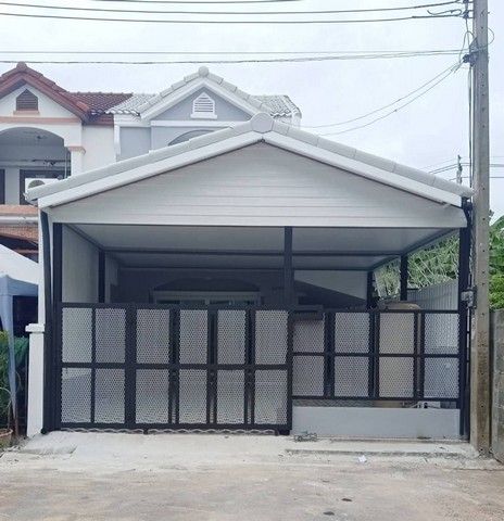 ขายทาวน์เฮาส์ - หมู่บ้านเอกลดา ซอยวัดไผ่เหลือง ทาวน์เฮ้าส์2 ชั้น ตกแต่งใหม่พร้อมอยู่ ใกล้รถไฟฟ้าสายสีม่วง