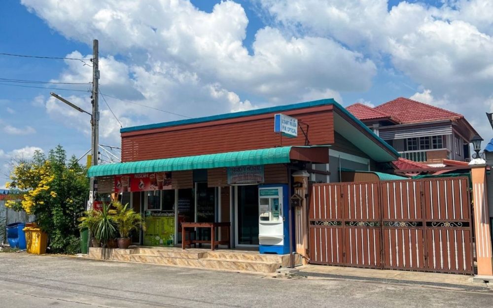 ขายบ้าน - ขายบ้านเดี่ยวพร้อมที่ดิน 100 ตร.ว. แถมร้านกาแฟ หน้าหมู่บ้านพระปิ่น5 ( แปลงลุงเริ่ม ) ถนนกาญจนาภิเษก ถนนเอกชัย-บางบอน กรุงเทพมหานคร