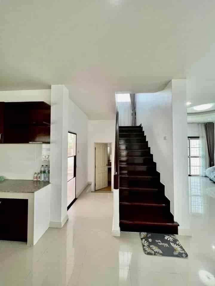 ขายบ้าน - ถูกที่สุดในโครงการ!! บ้านเดี่ยว 2 ชั้น มบ.โกลเด้น ปาร์ค ไร่กล้วย-ศรีราชา ทำเลทอง ใกล้เจพาร์ค มอเตอร์เวย์ 10นาทีถึงโรบินสัน