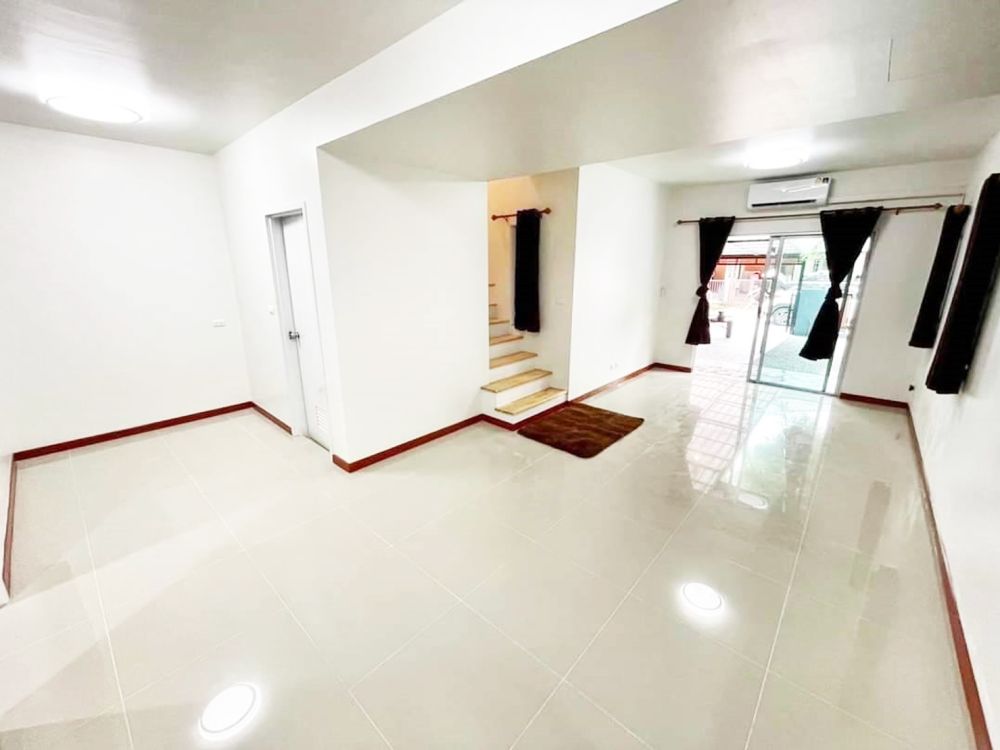 ขายทาวน์เฮาส์ - รีโนเวทใหม่ขาย3.55ล้านบาท ทาวน์เฮ้าส์ หลังริม 39ตรว. ม.พฤกษา84/1 เพชรเกษม63-วงแหวนฯ ฟรีโอน