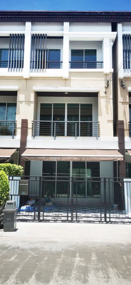 ขายอาคารพาณิชย์ / สำนักงาน - ขายทาวน์โฮม"เจ้าของขายเอง"บ้านกลางเมือง เกษตร-นวมินทร์ 3 ชั้น 3ห้องนอน 3ห้องน้ำเพียง 4.199 ล้านบาท ซ.นวมินทร์ 70 หรือ ซ.ประเสริฐมนูกิจ 45