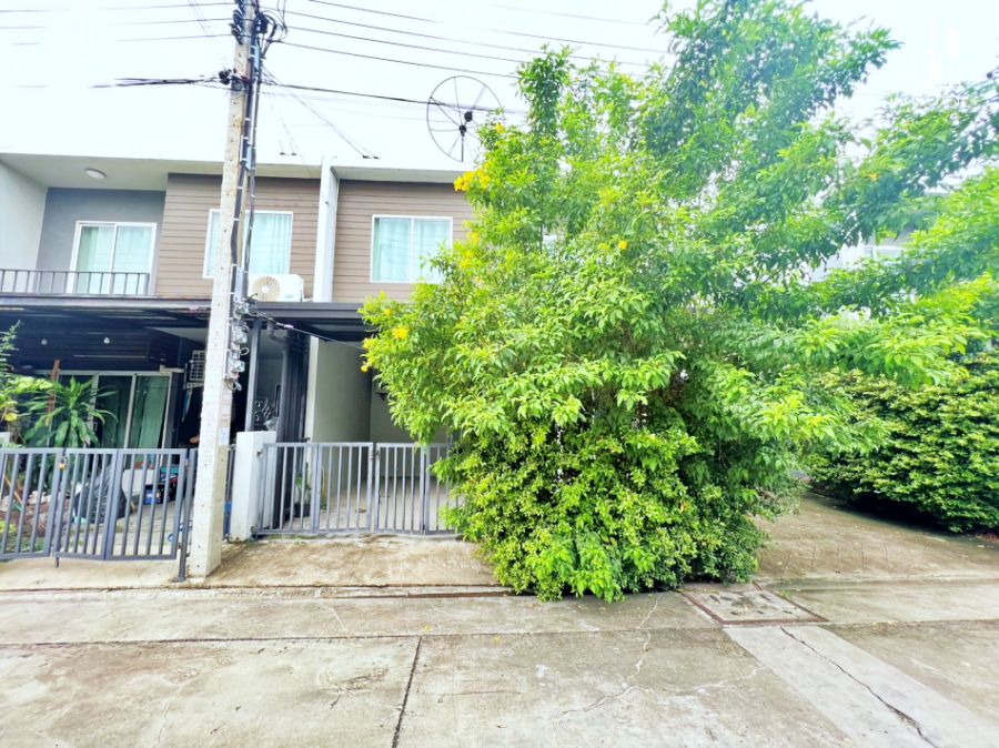 ขายทาวน์เฮาส์ - ขายด่วน ทาวน์เฮ้าส์ หมู่บ้าน อารียา เดอะคัลเลอร์ หลังมุม กาญจนาภิเษก-ราชพฤกษ์