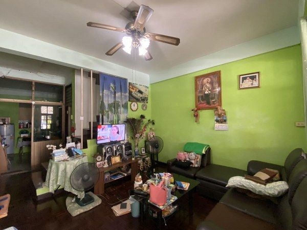 ขายทาวน์เฮาส์ - ขายทาวน์เฮ้าส์ 2ชั้น หมู่บ้าน ช.รุ่งเรือง4 (รหัส202349) ซอยประชาราษฎร์5 แยก3 อ.เมือง นนทบุรี