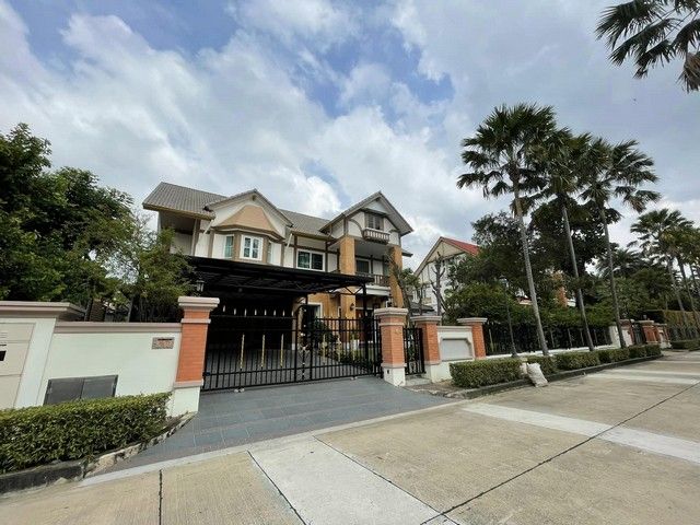 ขายบ้าน - ขาย บ้านเดี่ยว คิวเฮ้าส์ อเวนิว พระราม 5 Q.HOUSE AVENUE นครอินทร์ขนาดที่ดิน 167 ตารางวา พื้นที่ใช้สอยราว 450 ตารางเมตร