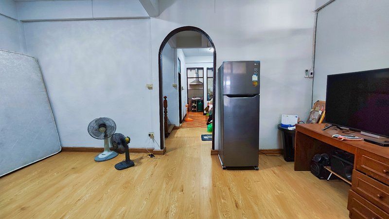 ขายทาวน์เฮาส์ - ทาวน์เฮ้าส์ หมู่บ้านอยู่เจริญ 1 ถนนพระองค์เจ้าสาย รังสิต คลอง 4 ใกล้มาร์เก็ตวิลเลจ ต.บึงยี่โถ อ.ธัญบุรี จ.ปทุมธานี