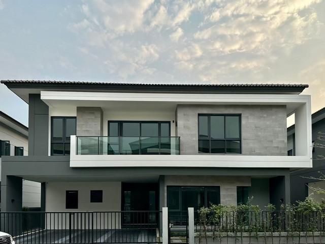 ขายบ้าน - ขายบ้านเดี่ยว2 ชั้น ใกล้เมกะ บางนา โครงการ The City Bangna เนื้อที่ 70 ตรว.พื้นที่ใช้สอย313 ตร.ม. 4 ห้องนอน 5 ห้องน้ำ ใกล้ทางด่วน